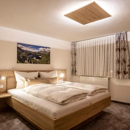 Haus Am Rank Apartahotel 3*