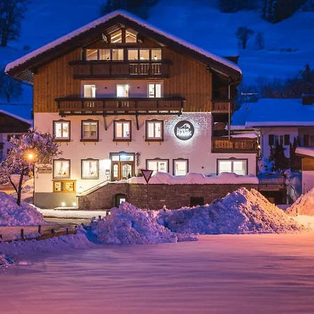 Haus Am Rank Apartahotel